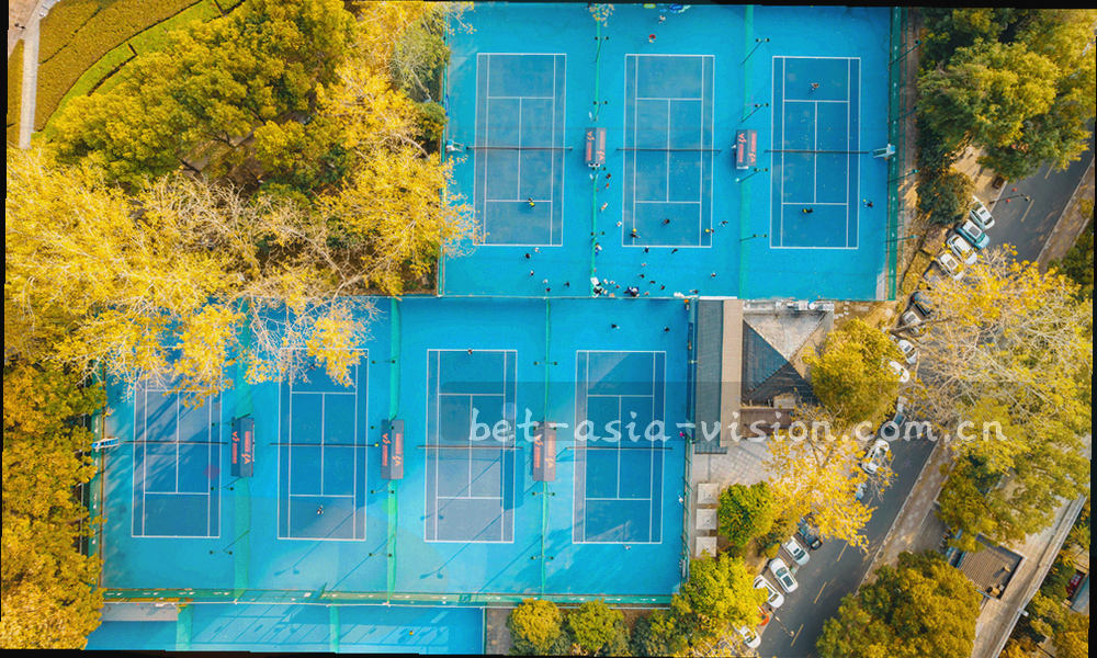 按赛季区间排列的横向热力条带，五个区间条带等长并列，表示净胜球记录在各区间的分布